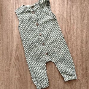 NWOT Green and White Gingham Jumpsuit Romper
